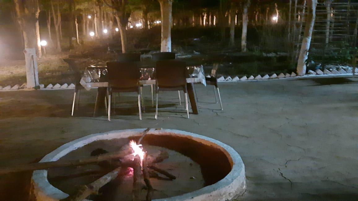 Silk Estates gallery frame 30